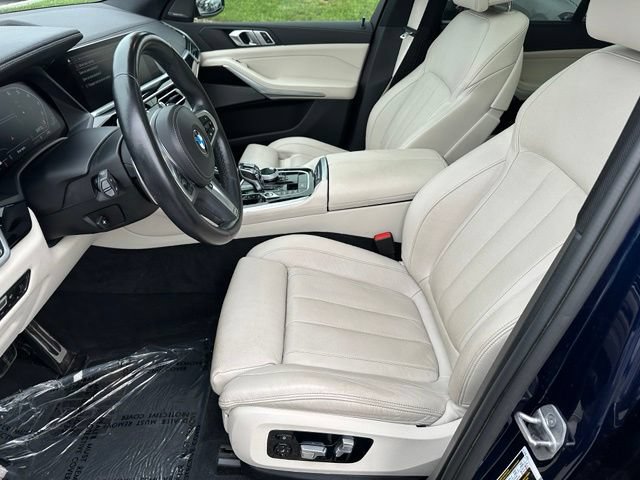 Used 2022 BMW X5 M50i AWD/4WD image 40
