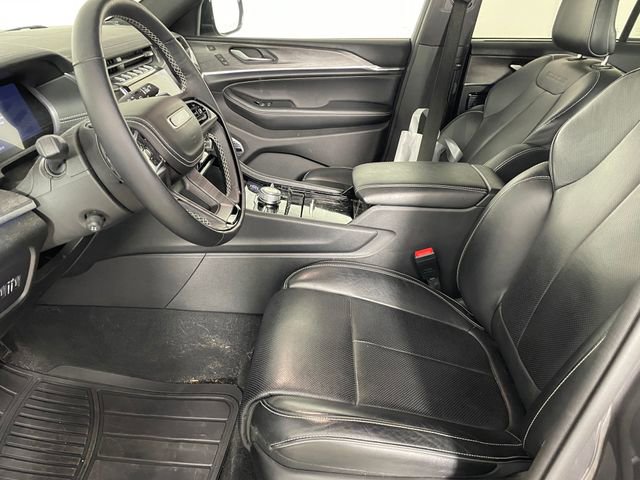 Used 2024 Jeep Grand Cherokee Overland w/ Adv Protech Group III image 2