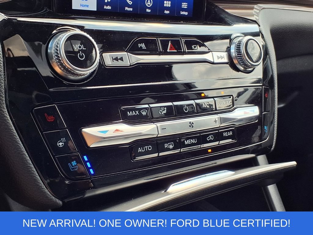 Certified 2023 Ford Explorer Limited w/ Limited Technology Package AWD/4WD image 15