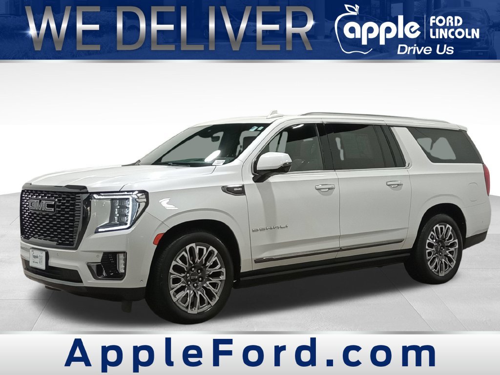 Used 2023 GMC Yukon XL Denali Ultimate AWD/4WD image 9