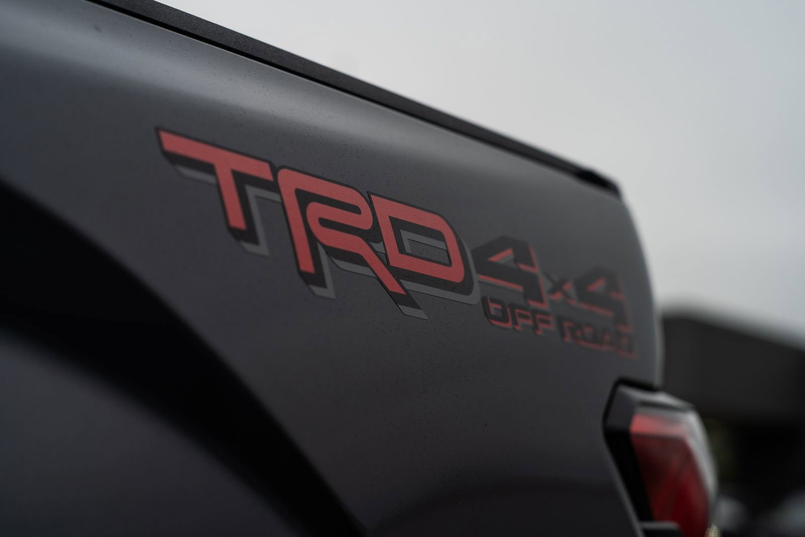 Used 2022 Toyota Tundra Limited w/ TRD Off-Road Package AWD/4WD image 15