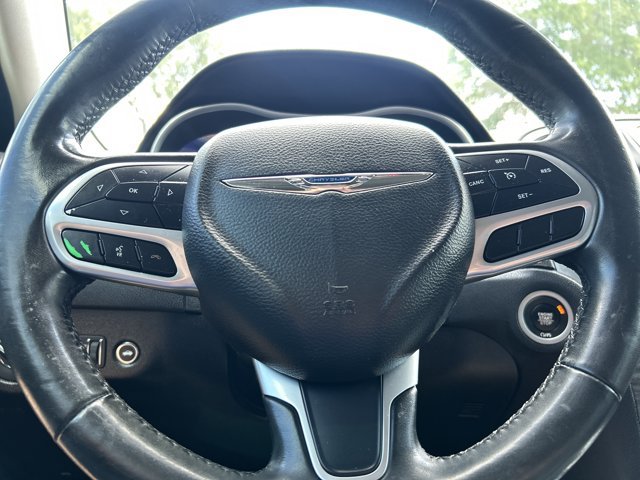 Used 2019 Chrysler 300 Touring L w/ Quick Order Package 22F RWD image 27