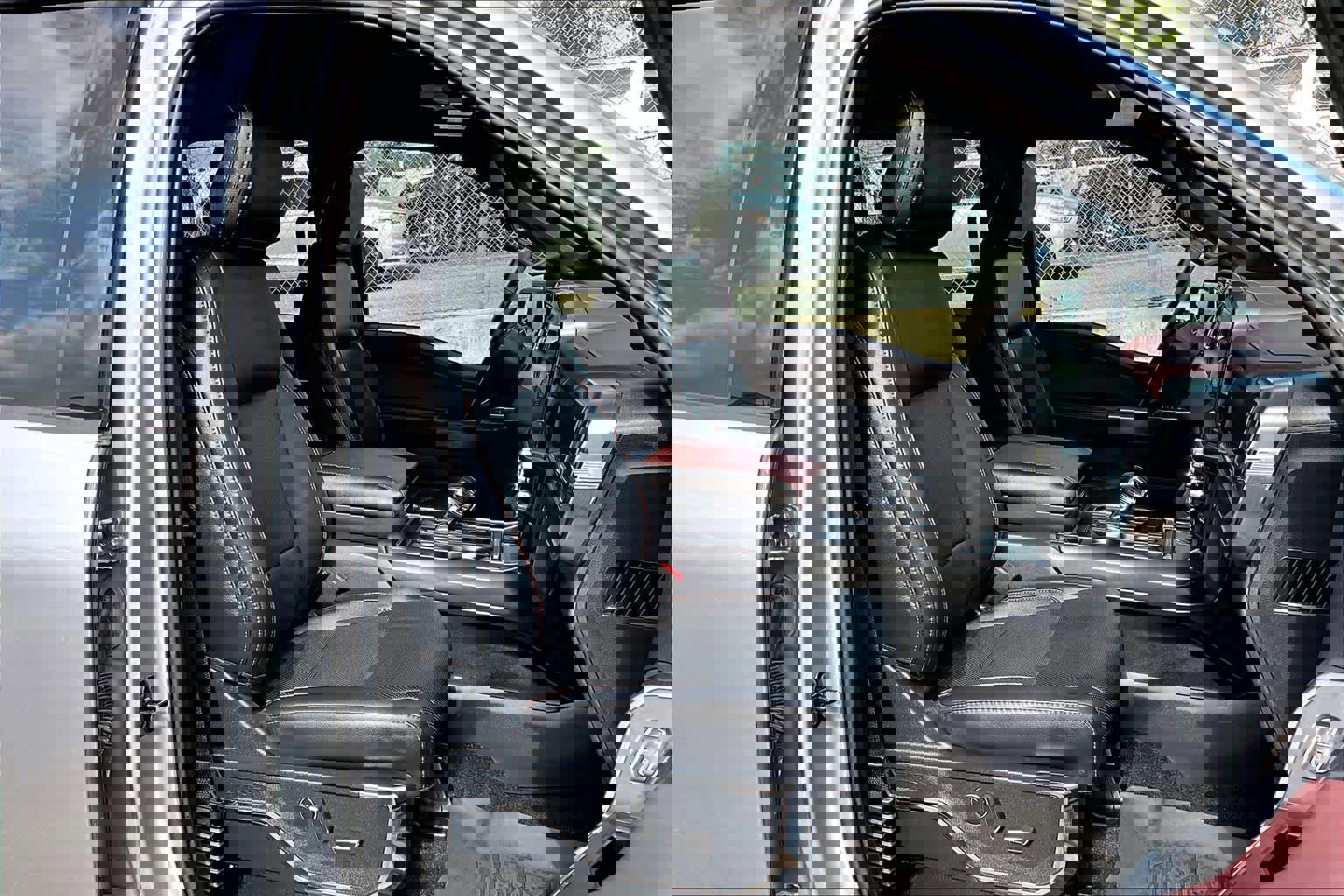 Certified 2023 Ford F150 Lariat w/ Equipment Group 502A High image 12