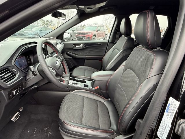 Certified 2023 Ford Escape ST-Line w/ Tech Pack #1 image 6