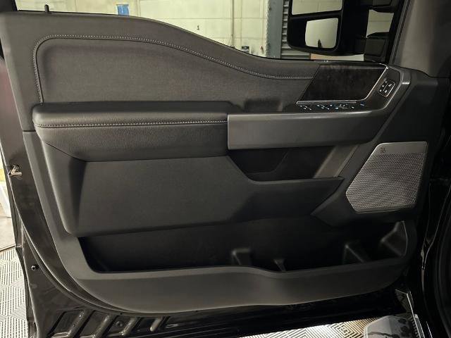 Certified 2024 Ford F250 Lariat w/ Lariat Ultimate Package image 16
