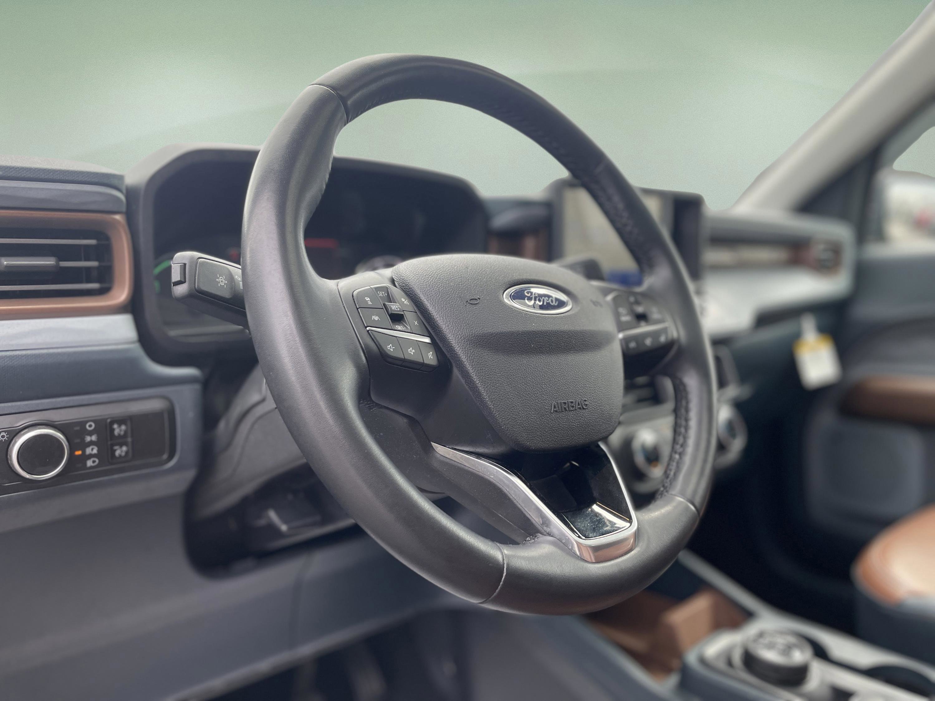 Certified 2024 Ford Maverick Lariat image 15