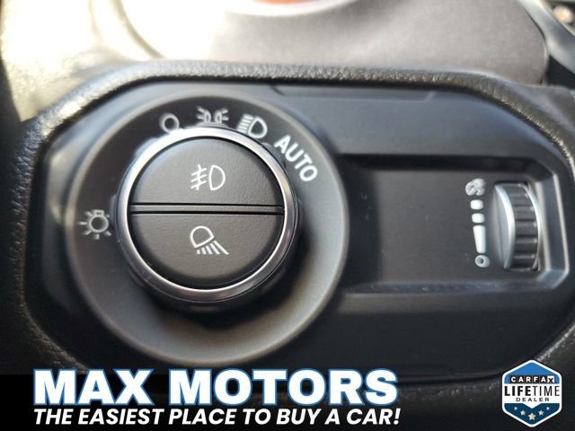 Used 2023 Jeep Gladiator Mojave w/ Trailer Tow Package image 29