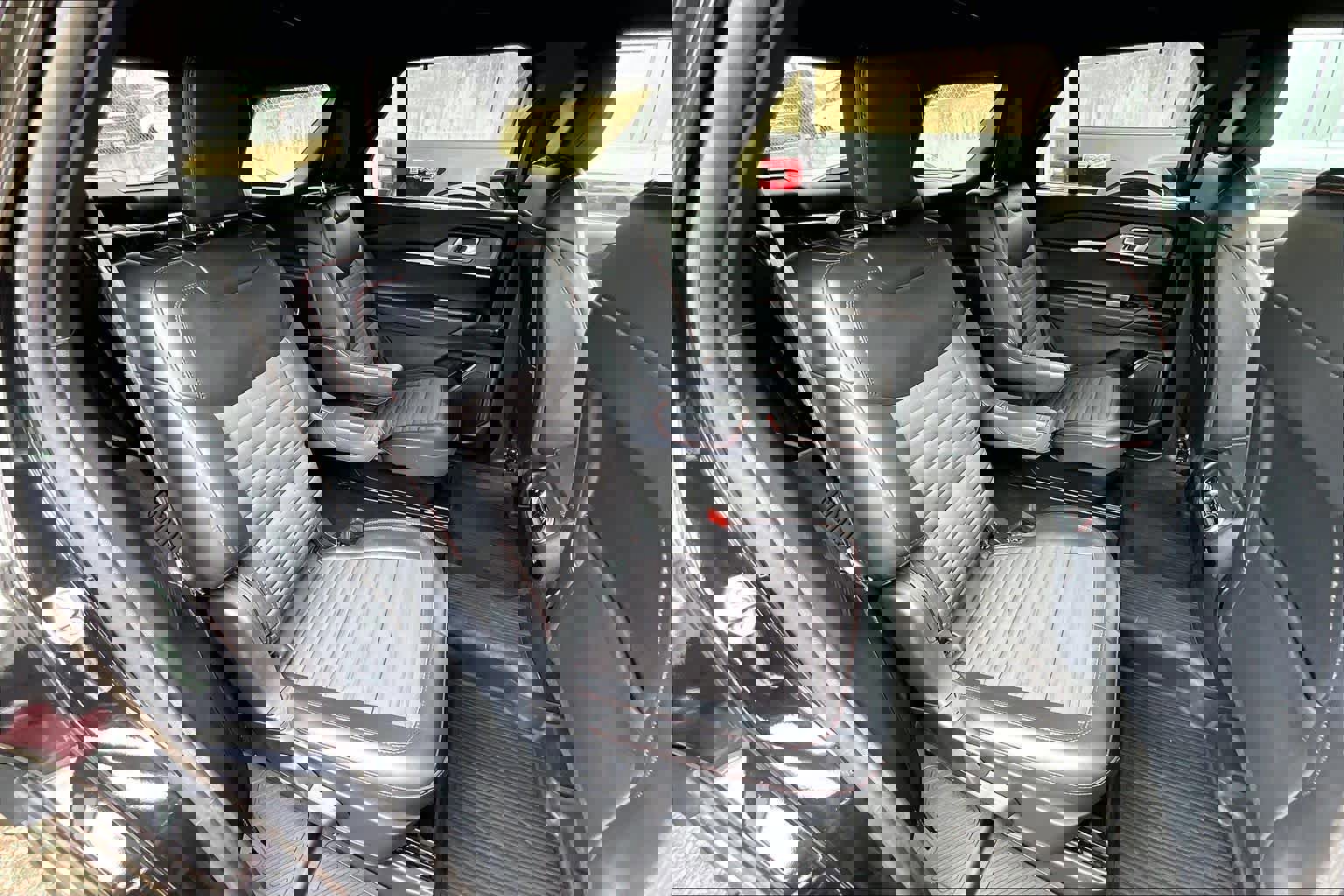 Certified 2025 Ford Explorer ST-Line w/ Premium Package image 21