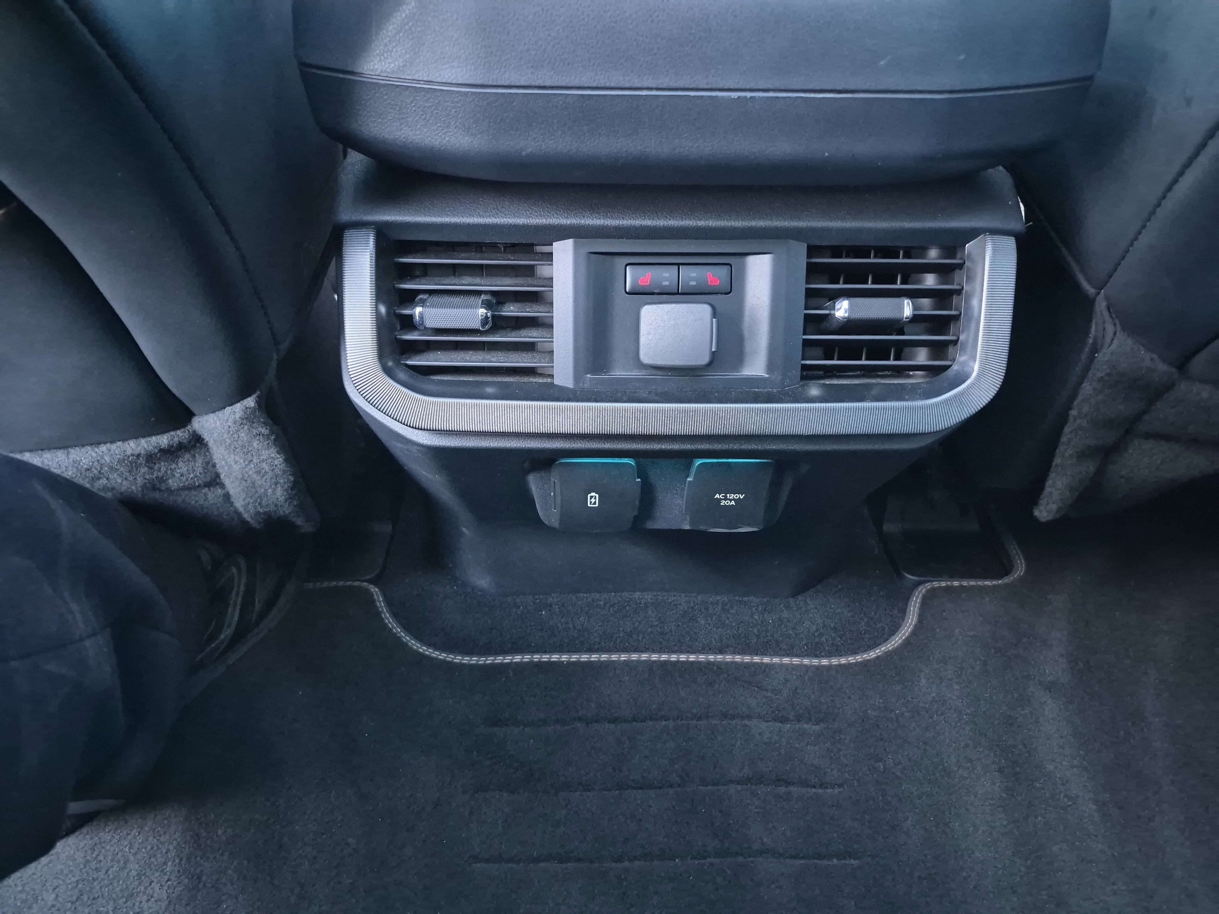 Certified 2023 Ford F150 Platinum w/ Equipment Group 701A High image 21