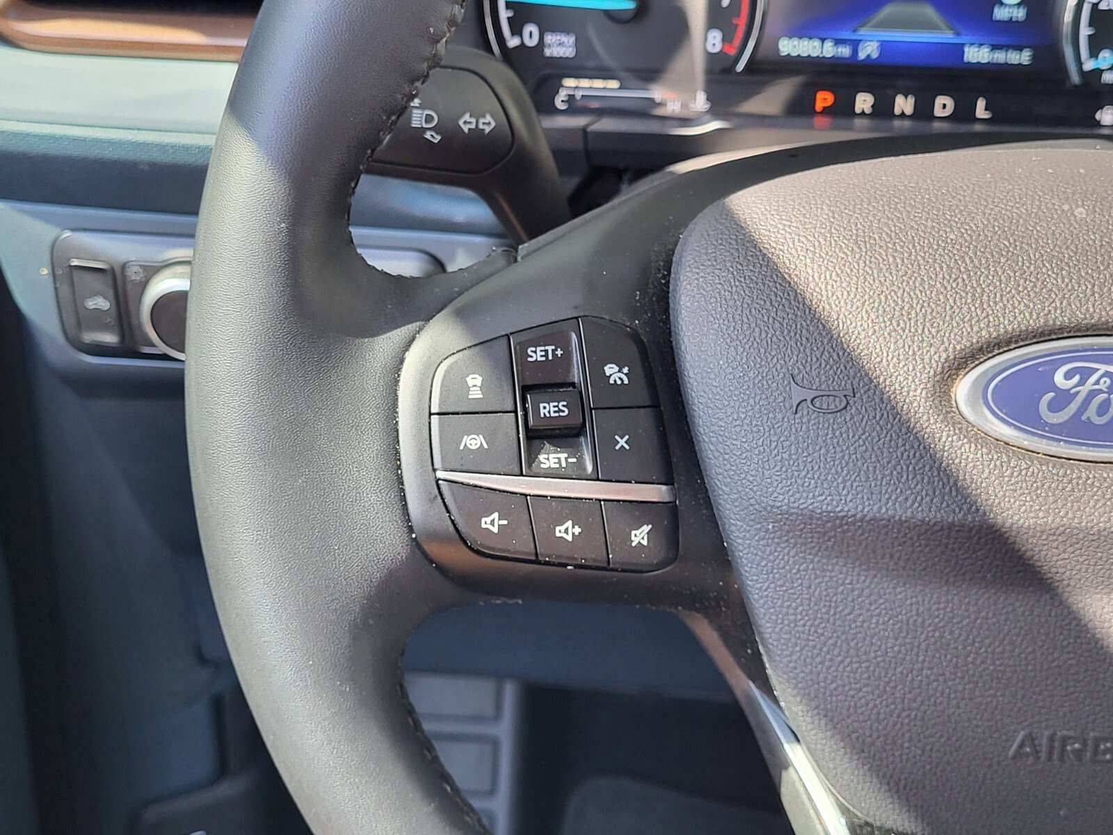 Certified 2024 Ford Maverick Lariat w/ FX4 Off-Road Package image 27