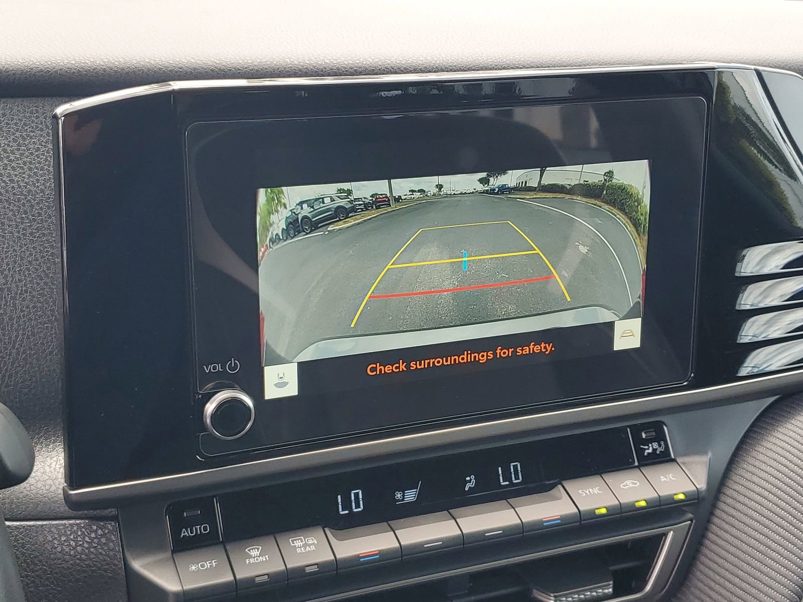 Used 2025 Toyota Camry SE FWD image 24