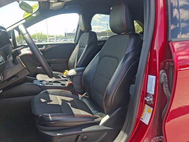 Certified 2024 Ford Escape ST-Line Select w/ Tech Pack #1 AWD/4WD image 13