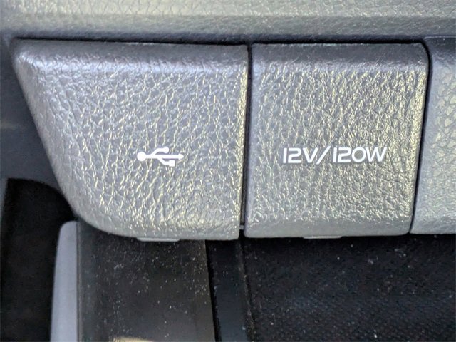 Used 2021 Toyota Camry SE image 19