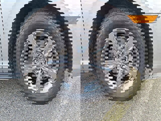 Used 2024 Honda Odyssey EX image 24