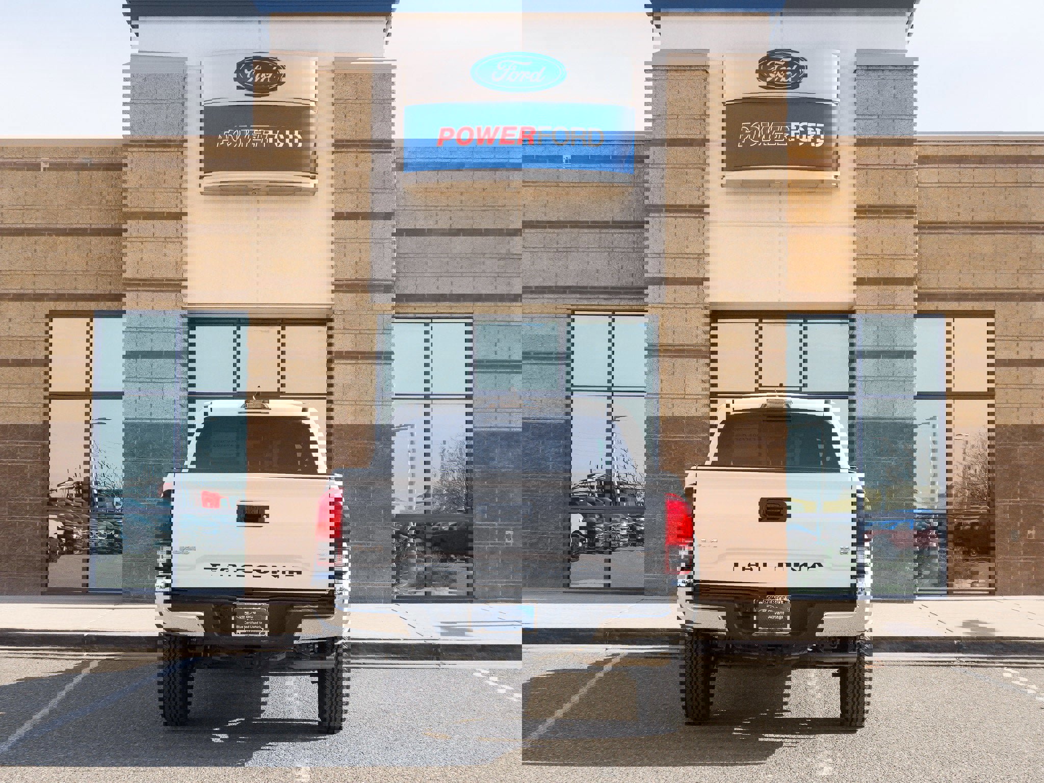 Used 2023 Toyota Tacoma SR5 image 4