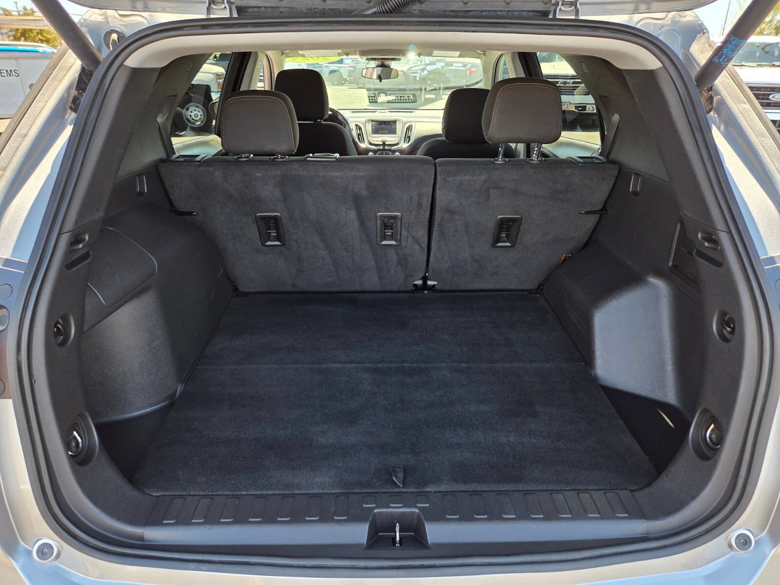 Used 2024 Chevrolet Equinox LT FWD image 13