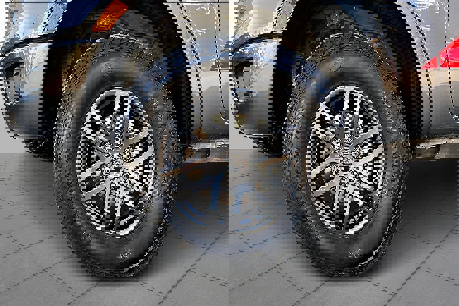 Certified 2022 Ford Ranger Lariat w/ Tremor Off-Road Package image 15