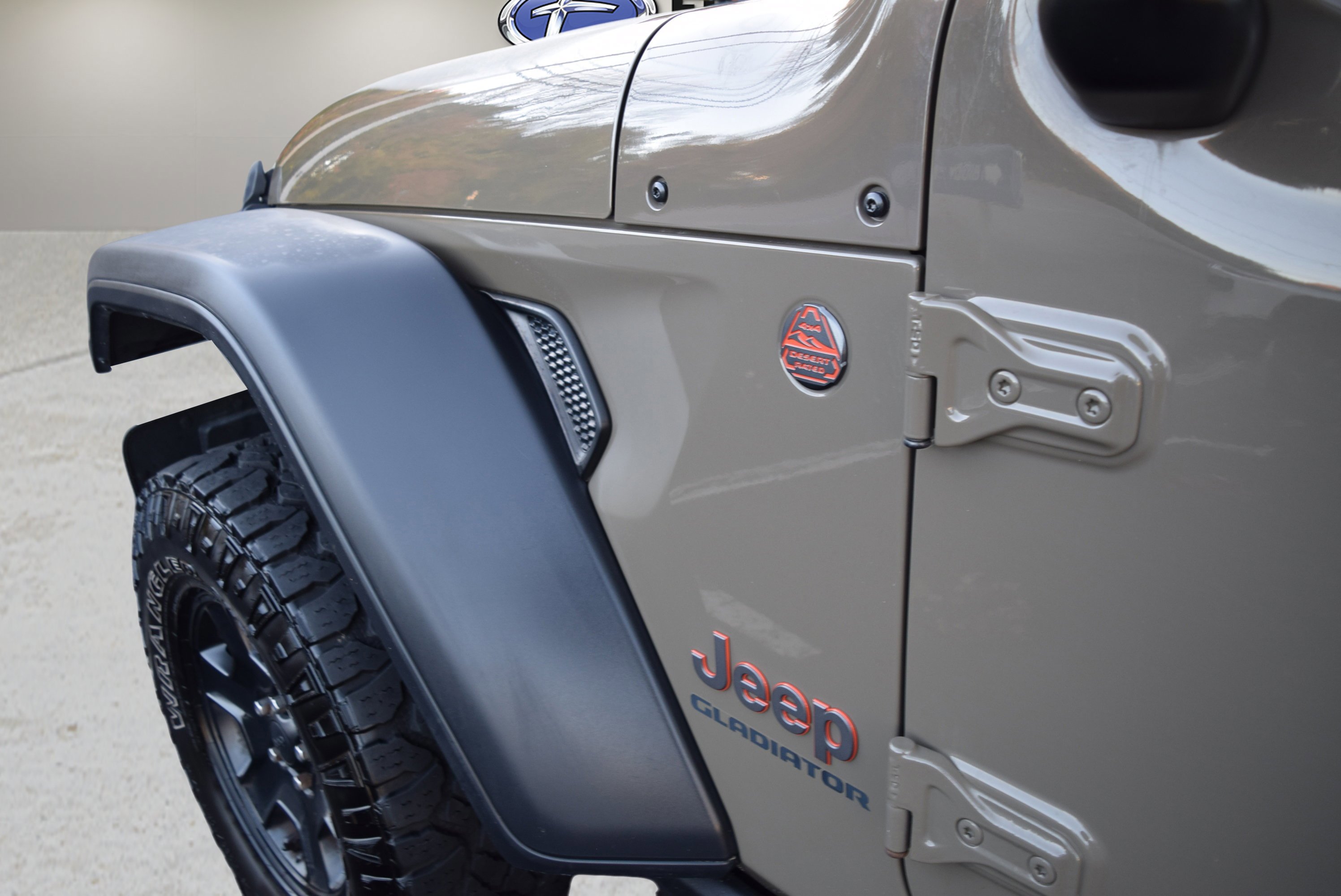 Used 2020 Jeep Gladiator Mojave image 9