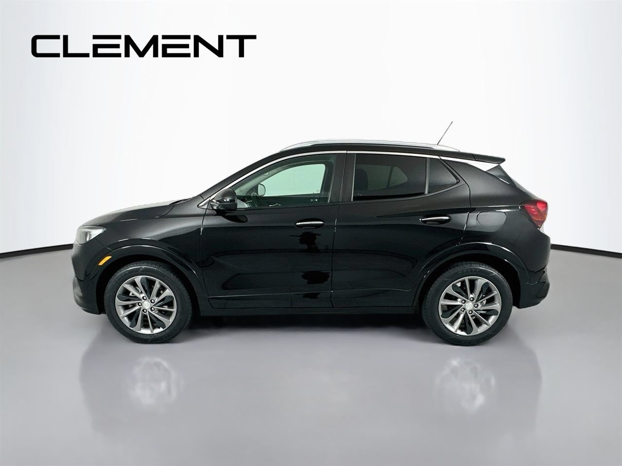 Used 2023 Buick Encore GX Select w/ Sport Touring Package FWD image 6