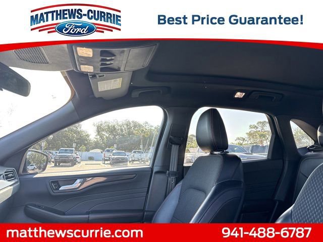 Certified 2024 Ford Escape ST-Line w/ Tech Pack #1 image 11