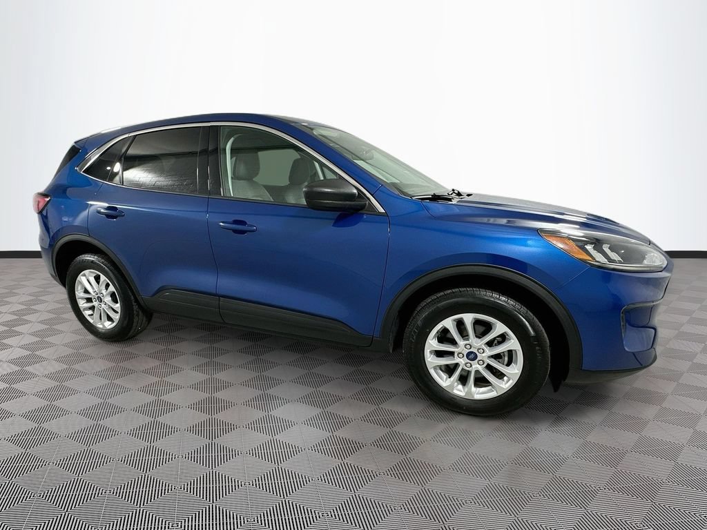 Certified 2022 Ford Escape SE AWD/4WD image 10