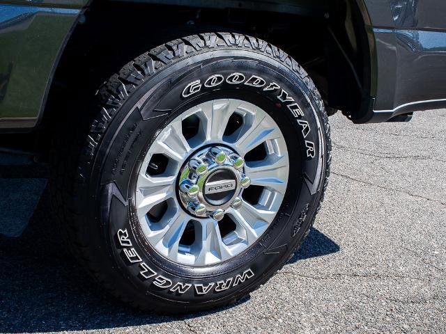 Certified 2020 Ford F250 XL w/ STX Appearance Package AWD/4WD image 6