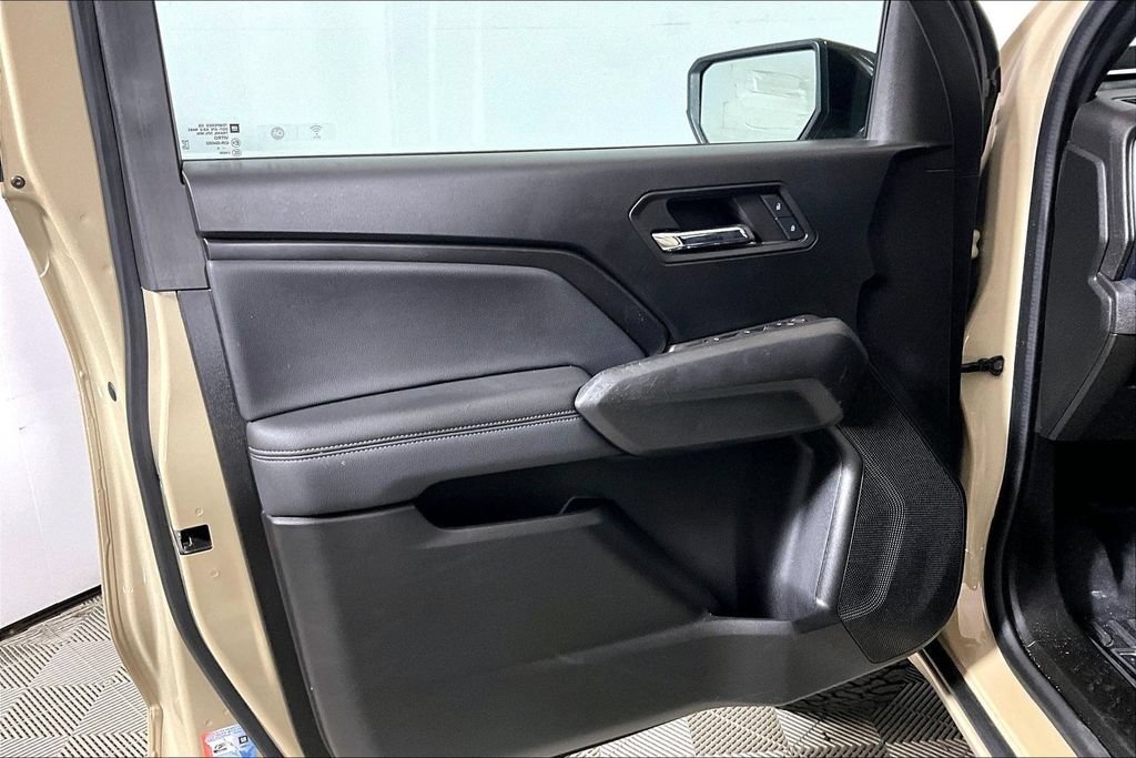 Used 2024 GMC Canyon Elevation w/ Trailering Package RWD image 18