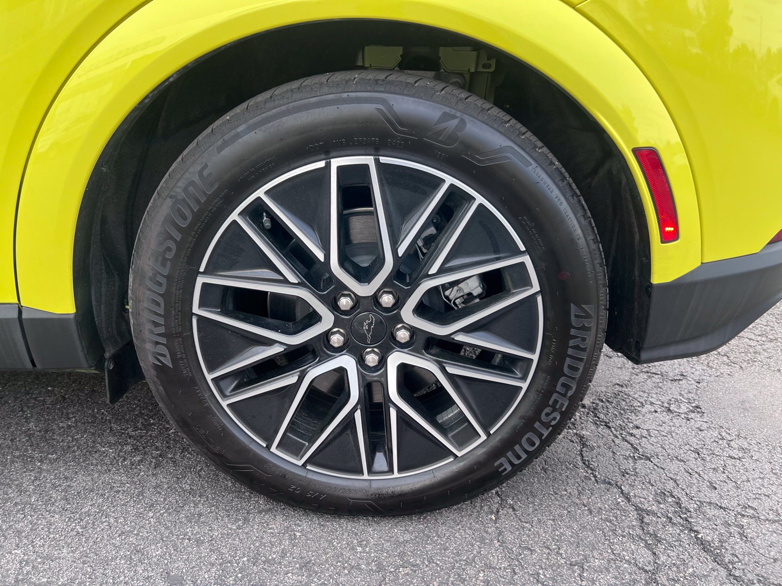 Certified 2025 Ford Mustang Mach-E Premium AWD/4WD image 24