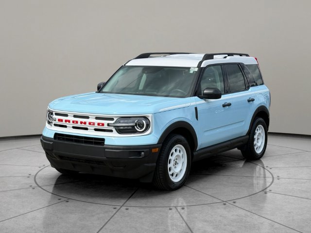 Certified 2023 Ford Bronco Sport Heritage w/ Heritage Convenience Package AWD/4WD image 3