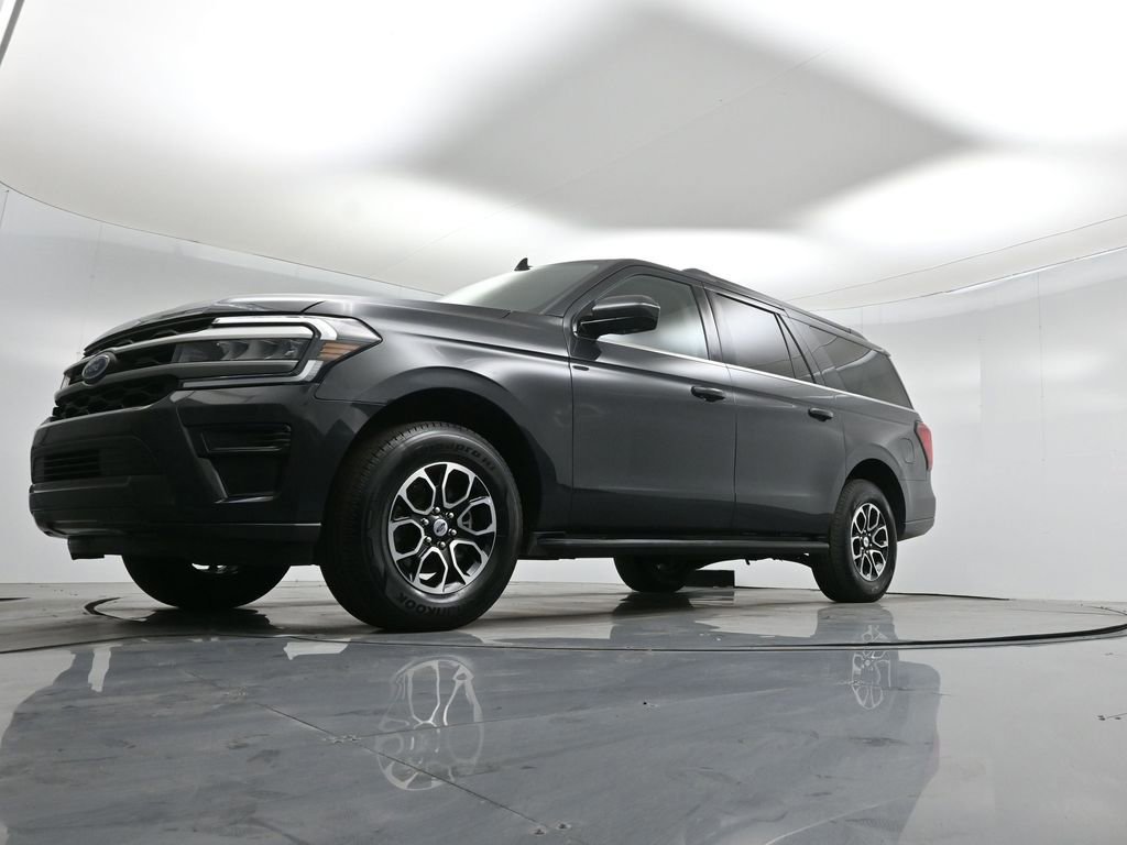 Certified 2024 Ford Expedition Max XLT image 25