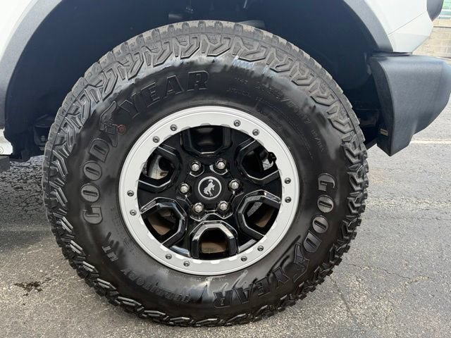 Certified 2022 Ford Bronco Big Bend w/ Sasquatch Package AWD/4WD image 29