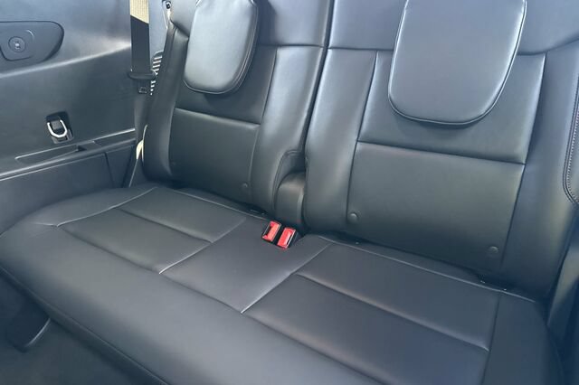 Certified 2025 Ford Explorer ST w/ Sun And Sound Package AWD/4WD image 15
