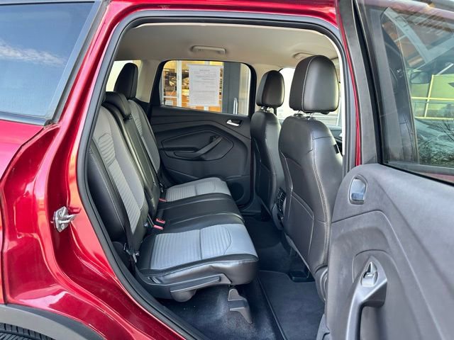Certified 2017 Ford Escape SE w/ SE Sport Appearance Package AWD/4WD image 43
