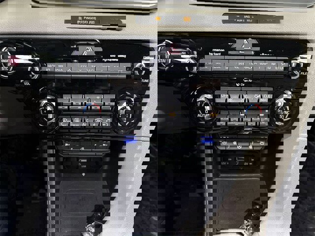 Used 2020 Kia Sportage EX w/ EX Technology Package image 11