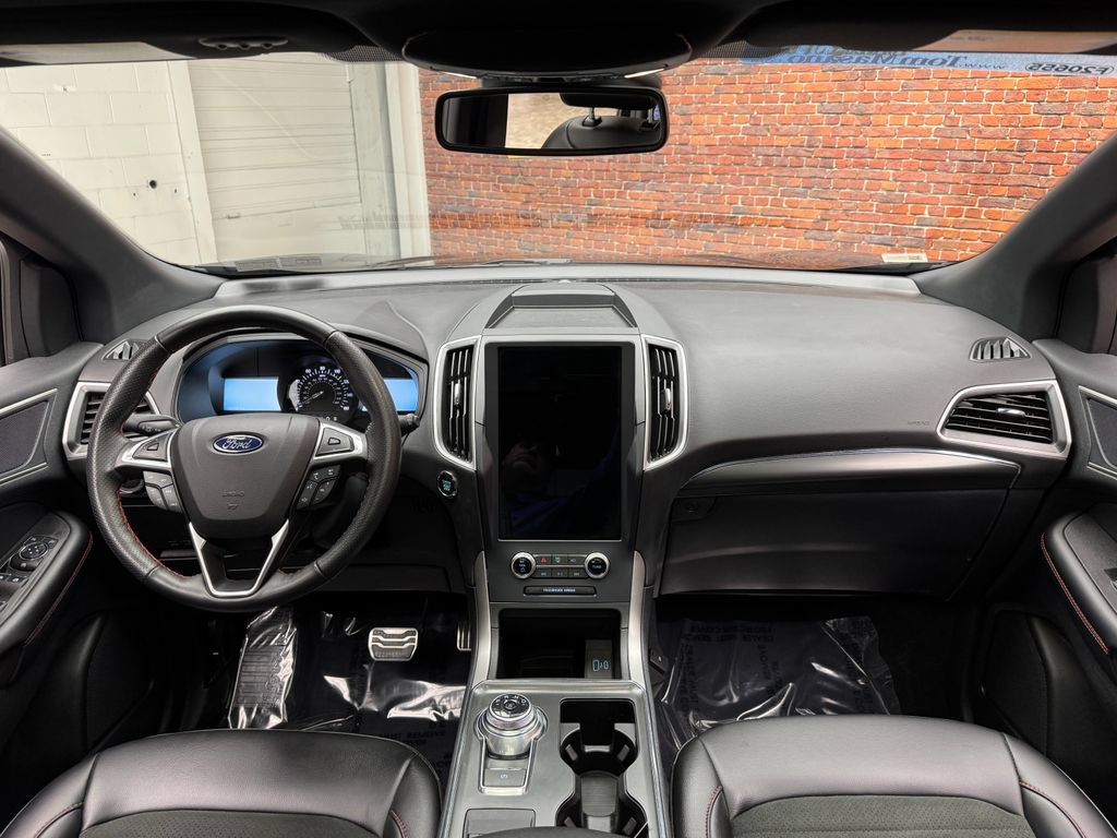 Certified 2023 Ford Edge ST-Line AWD/4WD image 12