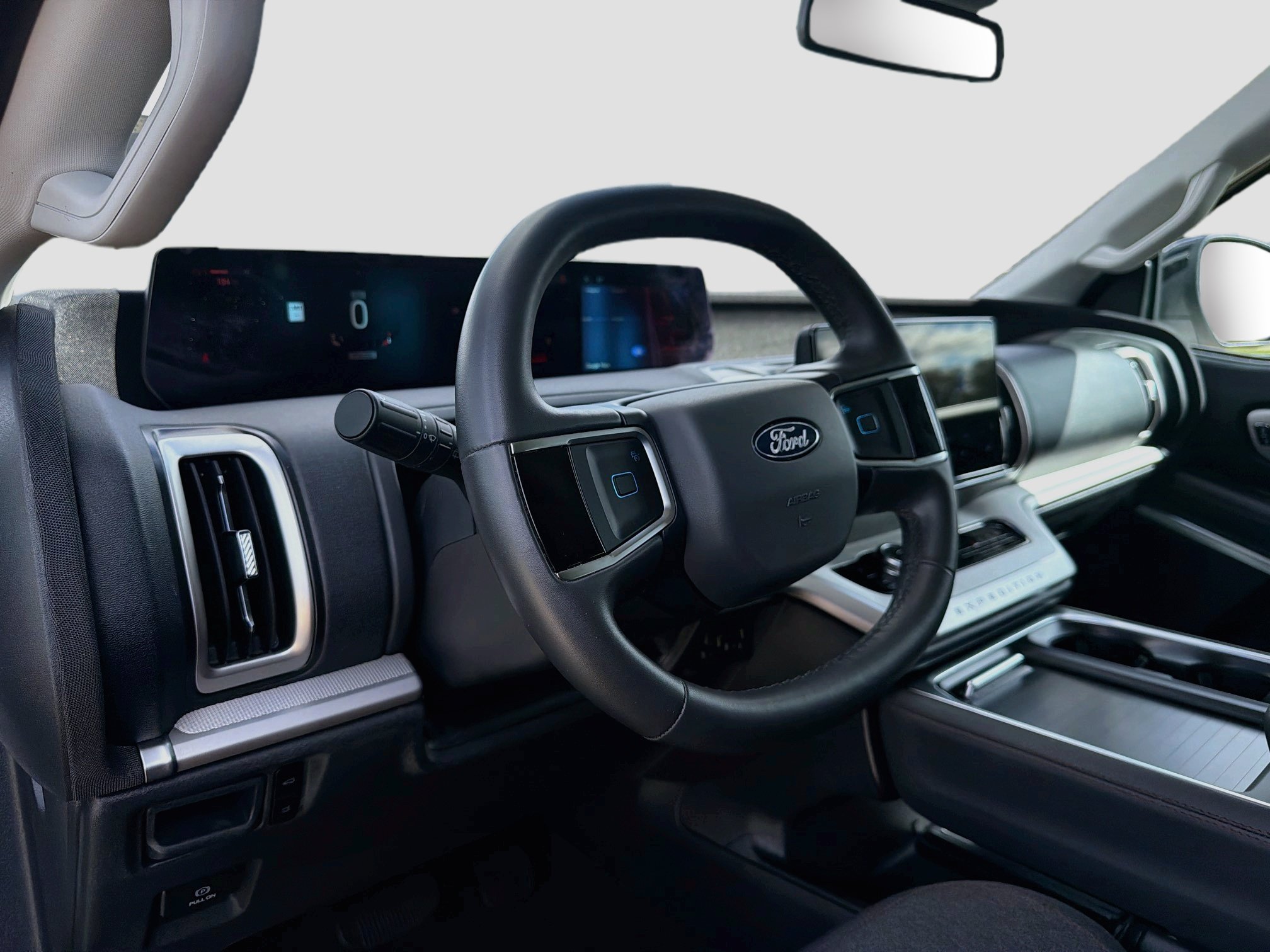 Certified 2025 Ford Expedition Active RWD image 9