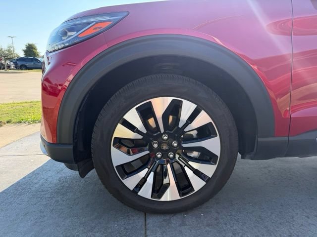 Certified 2026 Ford Explorer Platinum w/ LUX Leather Package AWD/4WD image 4