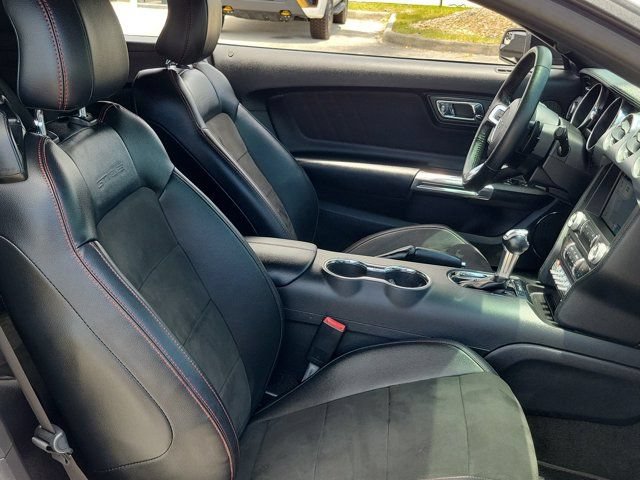 Certified 2017 Ford Mustang GT Premium RWD image 25