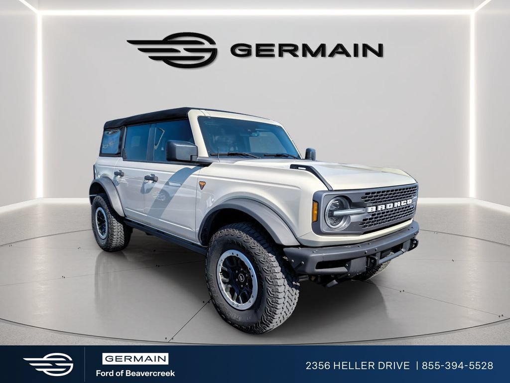 Certified 2025 Ford Bronco Badlands w/ Sasquatch Package AWD/4WD image 1