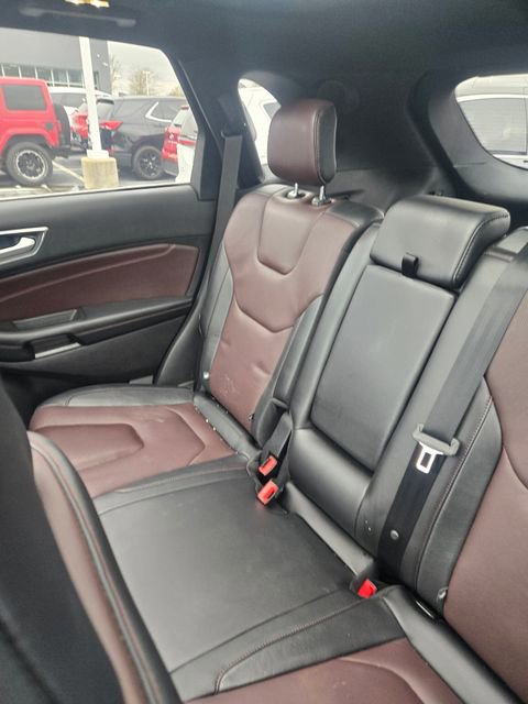 Certified 2021 Ford Edge Titanium w/ Equipment Group 301A AWD/4WD image 9