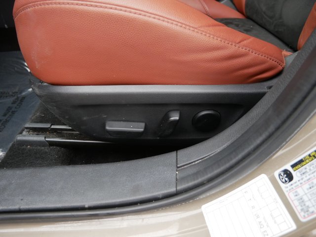 Used 2024 MAZDA MAZDA3 s image 14