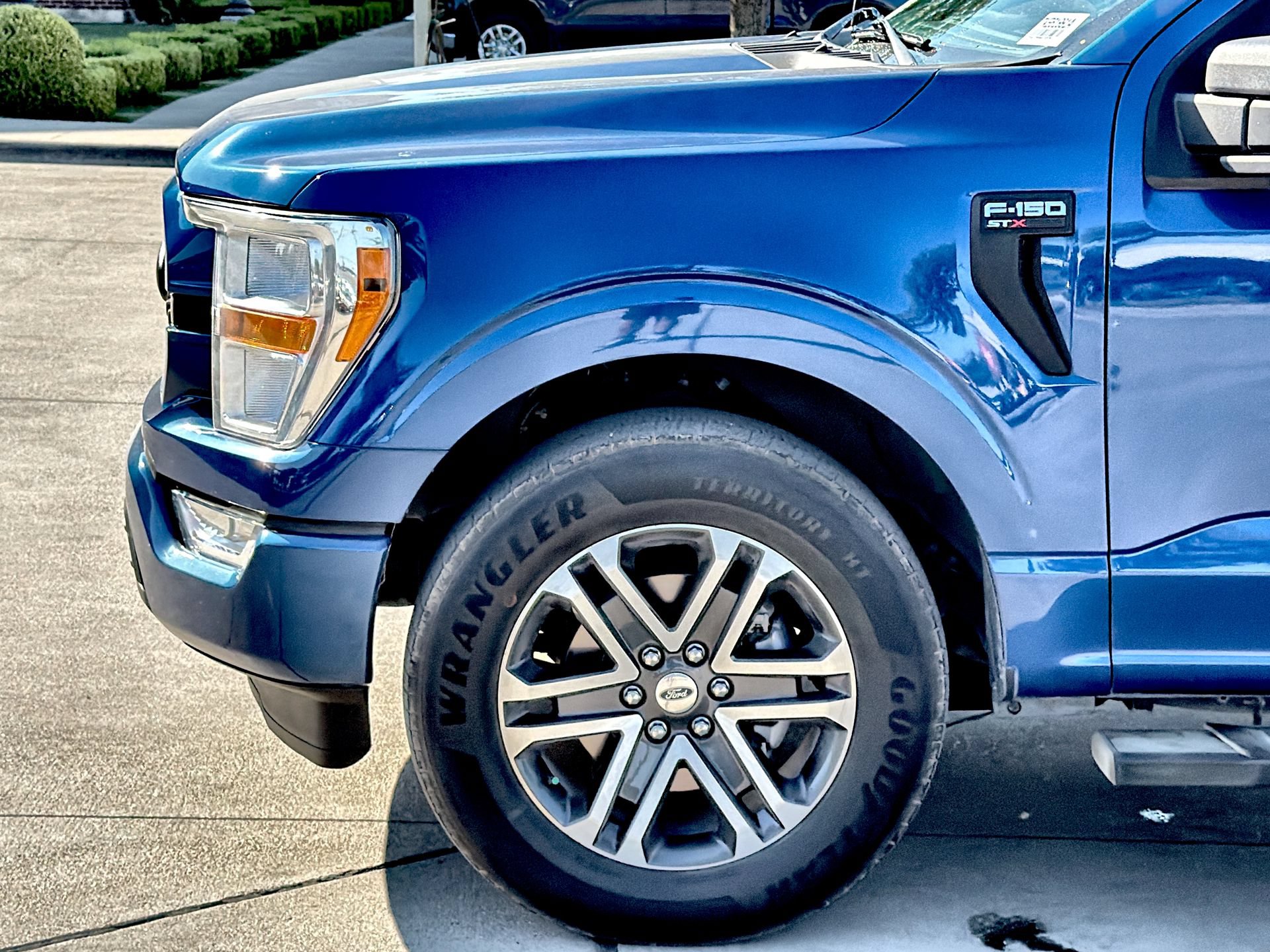 Certified 2022 Ford F150 XL w/ STX Appearance Package RWD image 10