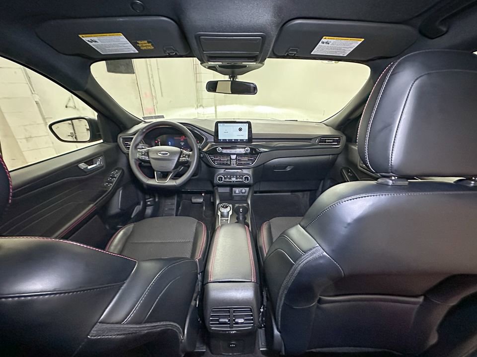 Certified 2025 Ford Escape ST-Line image 28