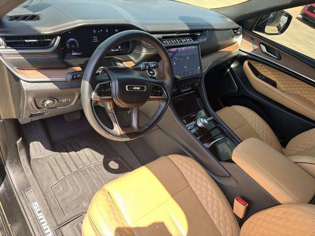 Used 2025 Jeep Grand Cherokee L Summit AWD/4WD image 21