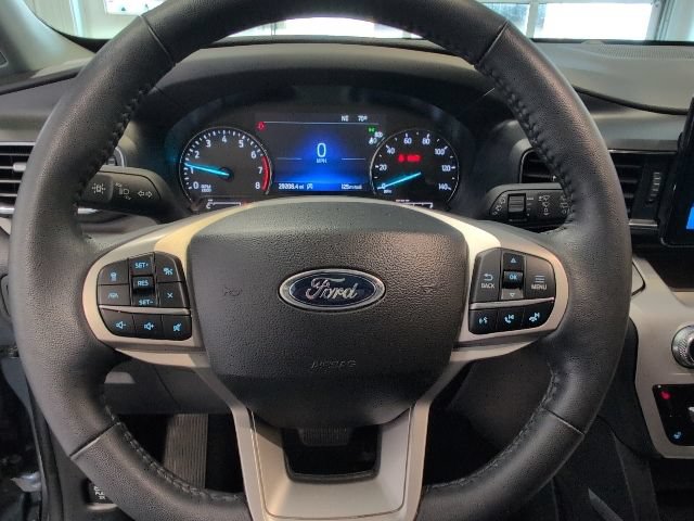 Certified 2023 Ford Explorer XLT w/ Equipment Group 202A AWD/4WD image 18