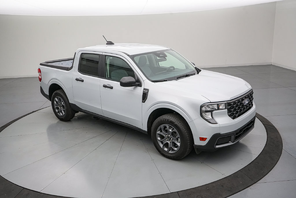 Certified 2026 Ford Maverick XLT AWD/4WD image 2