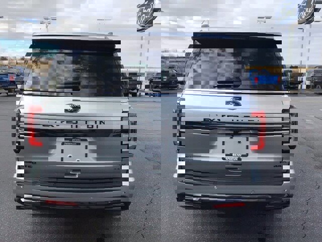 Certified 2022 Ford Expedition Max Limited image 4