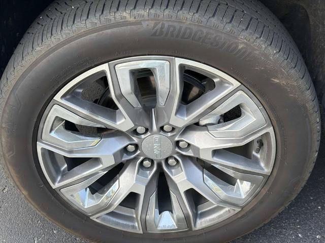 Used 2025 GMC Sierra 1500 Denali w/ Denali Reserve Package AWD/4WD image 13