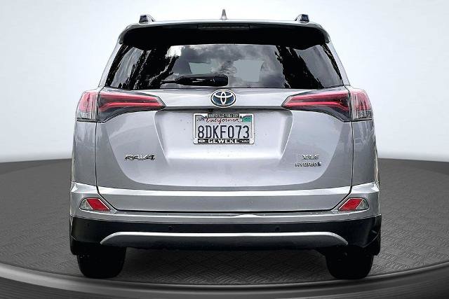 Used 2018 Toyota RAV4 XLE w/ Convenience Package AWD/4WD image 4