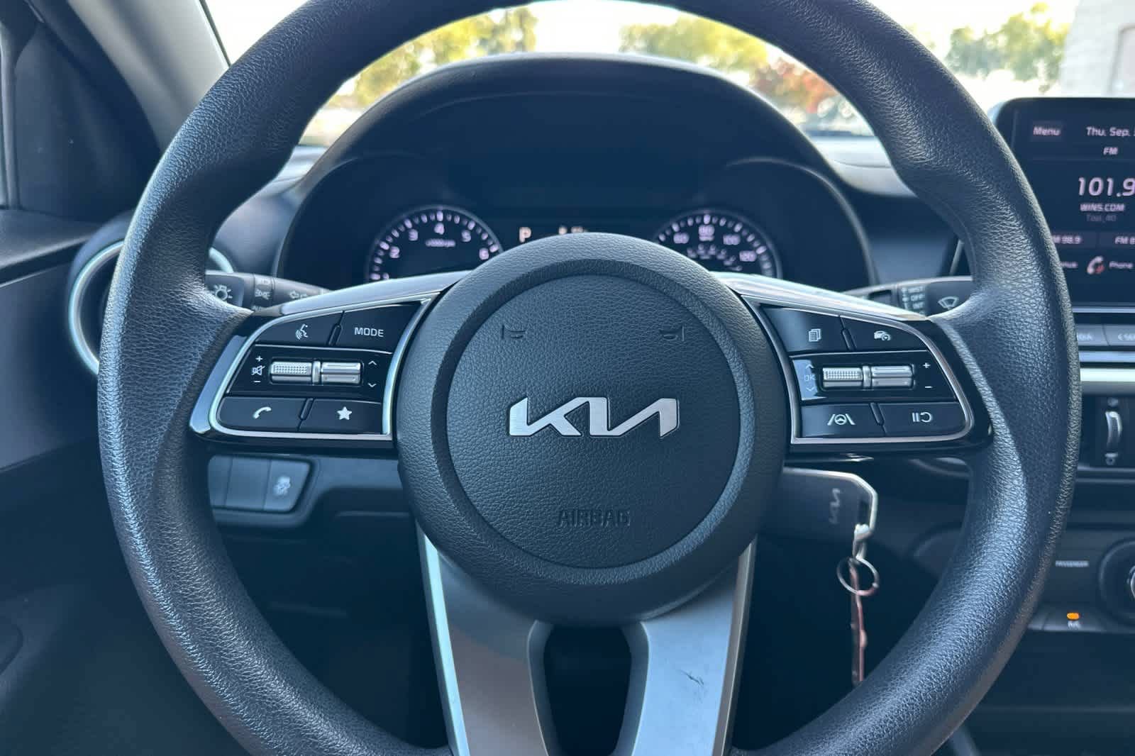 Used 2023 Kia Forte LXS FWD image 22